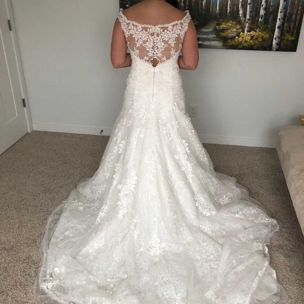 Cosmobella Milano Wedding Dress: Style 7754